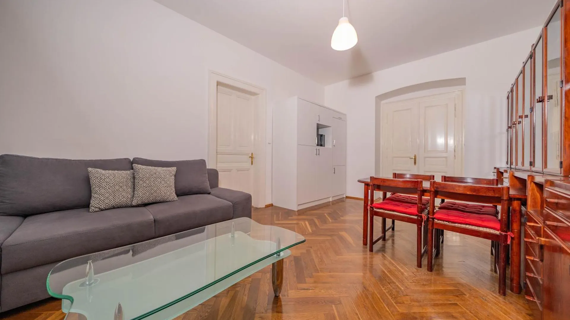 1 Bob'S Apartment - 2 Bedrooms And Living Room Prága